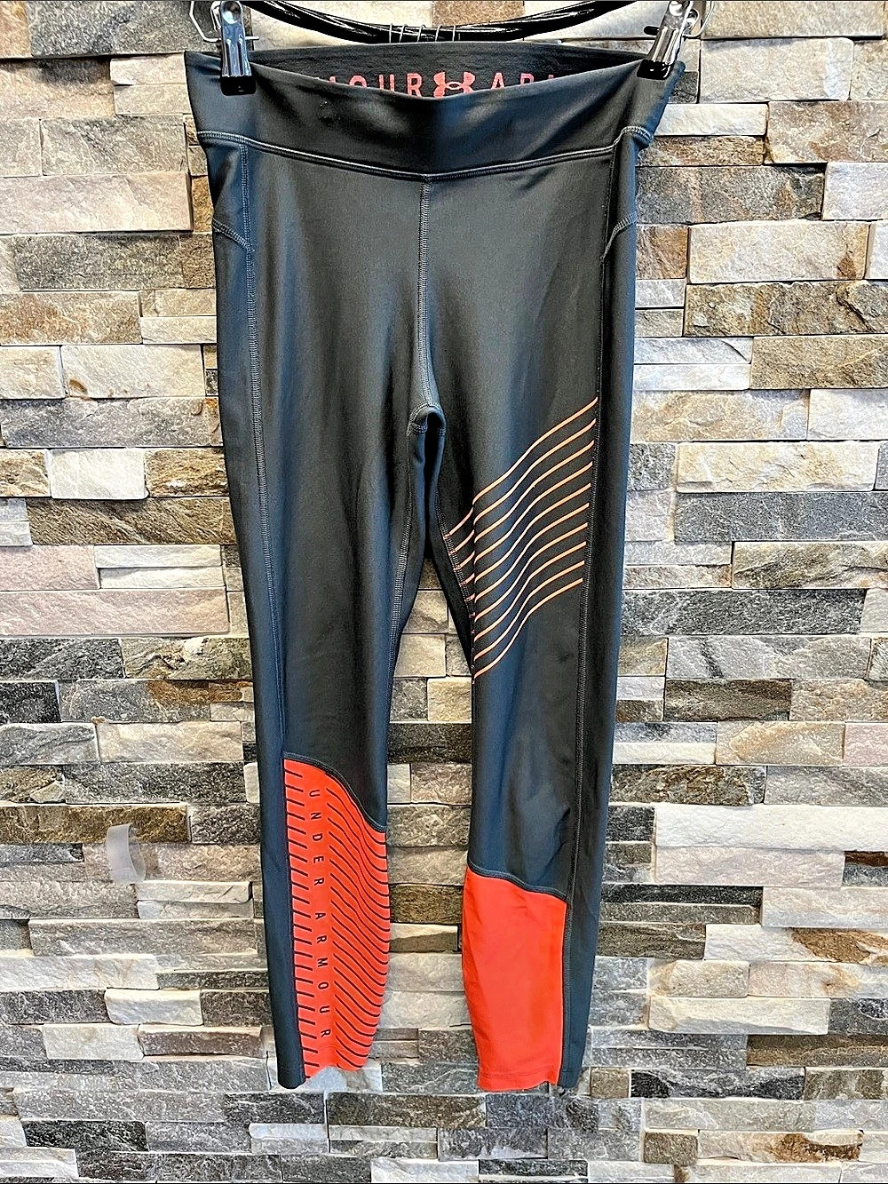 Under Armour Compression Leggings gray & Orange Small